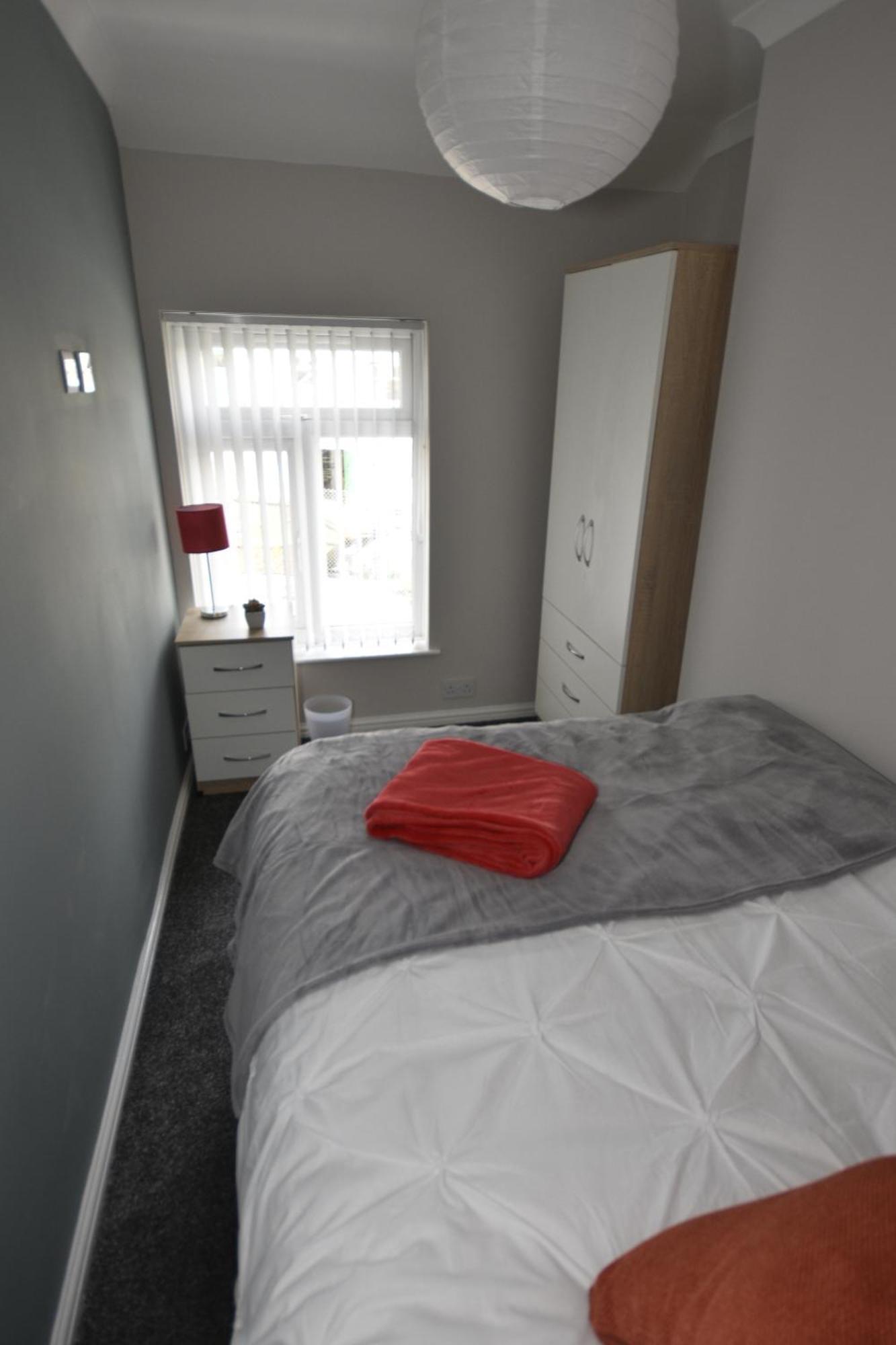 Guest house Townhouse @ Penkhull New Road 3*
